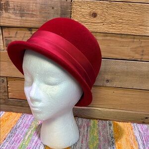 Vintage wool cloche hat, Christine Original, red, GUC